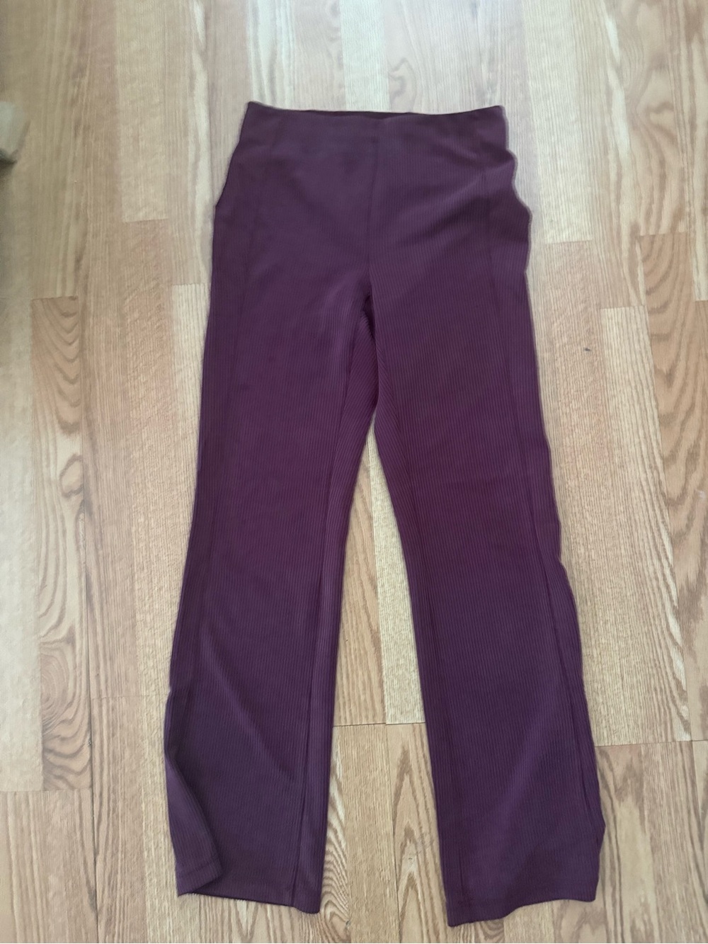 Align High-Rise Ribbed Mini-Flare Pant *Regular size 8 EUC